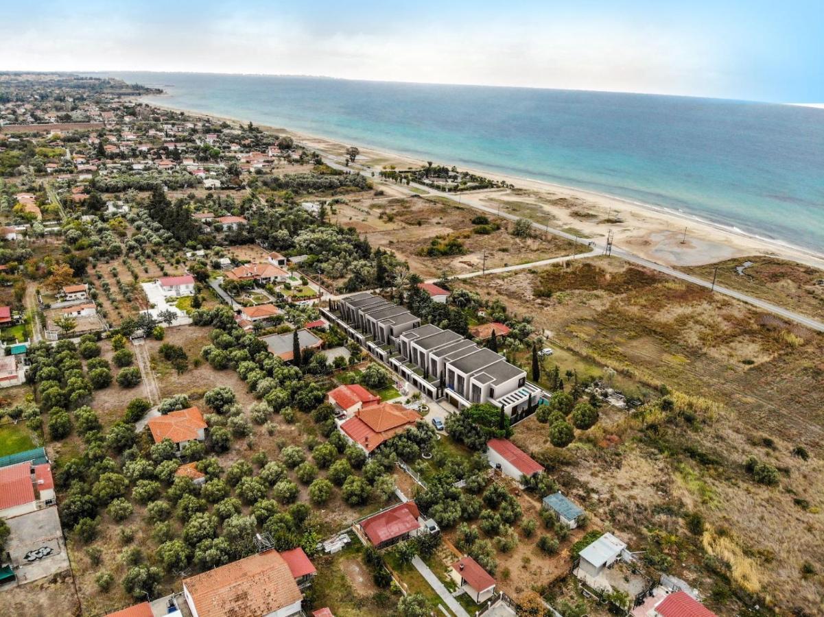 Serene Seafront Villas Неа-Іраклія Екстер'єр фото