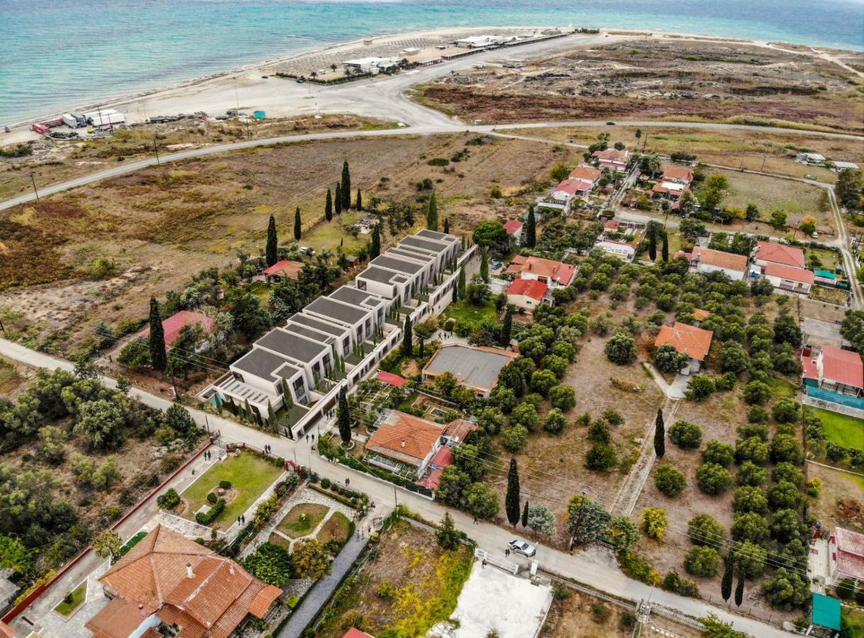 Serene Seafront Villas Неа-Іраклія Екстер'єр фото